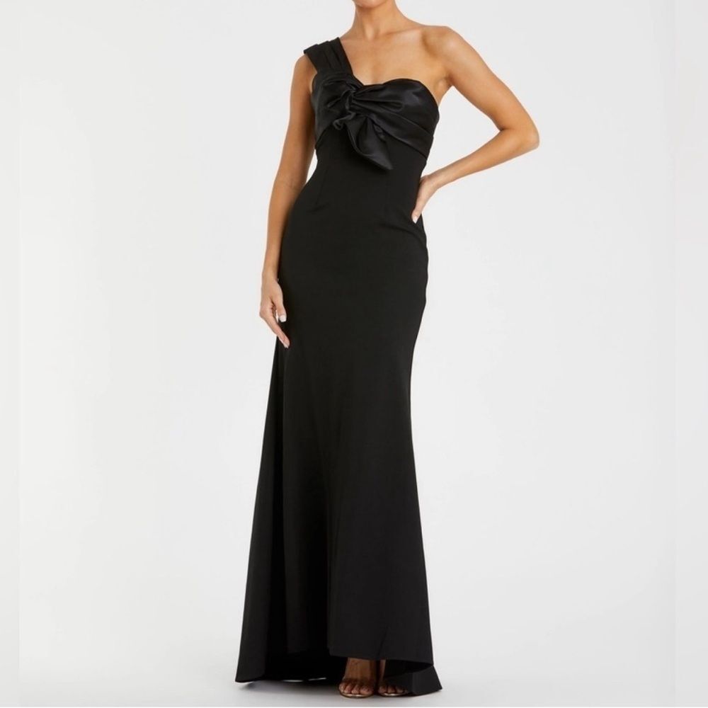 Mac Duggal One Shoulder Bow Trumpet Gown Black Maxi Dress